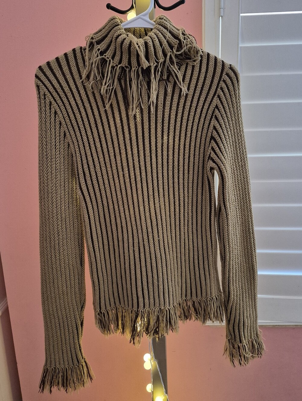 1990s,Fringed Turtleneck Ribbed Sweater in Beige and Black,bodycon Fit